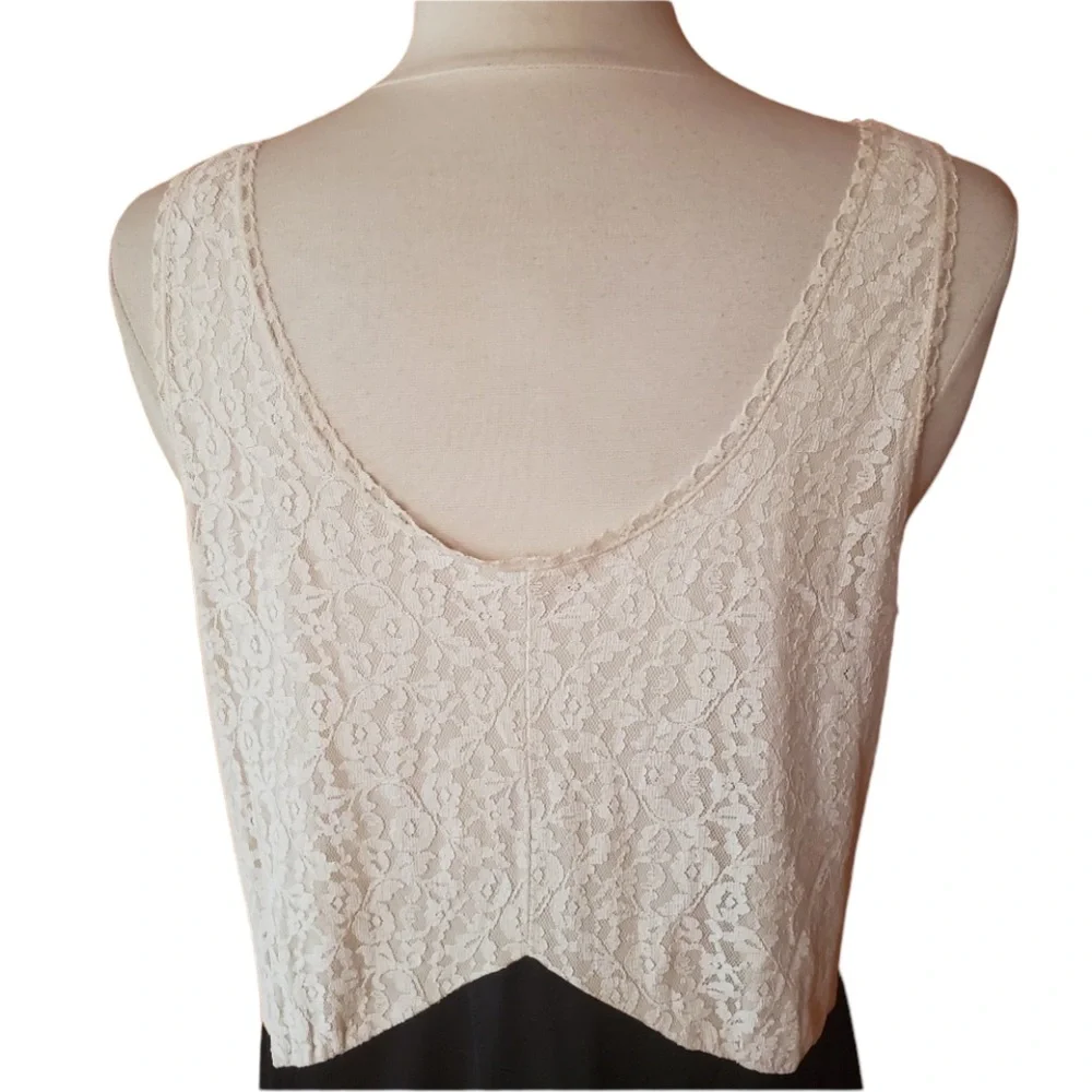 Vintage Unlabeled Black &‎ Ivory Lace Nylon Chemise - Picture 5 of 7
